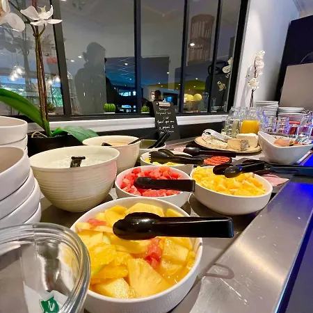 캄파닐 노르 호텔
