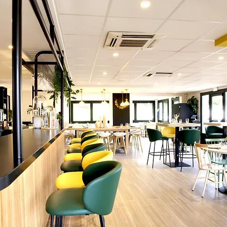 北里摩日钟楼酒店 酒店 3*